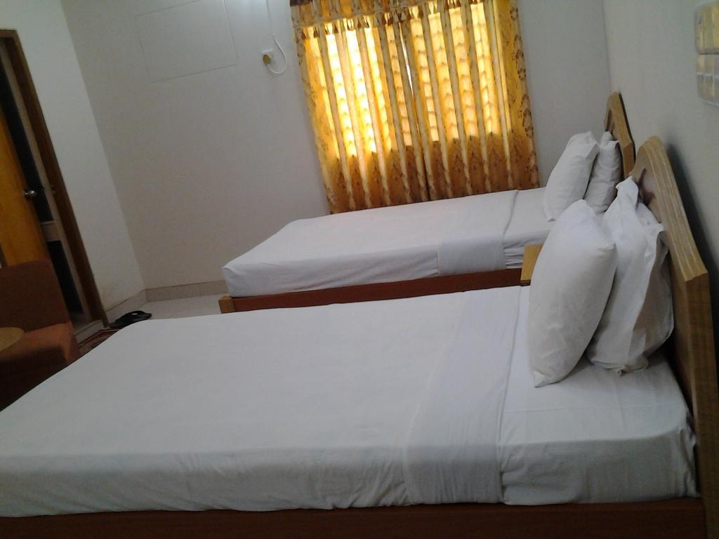 Hotel Afford Inn Dháka Pokoj fotografie